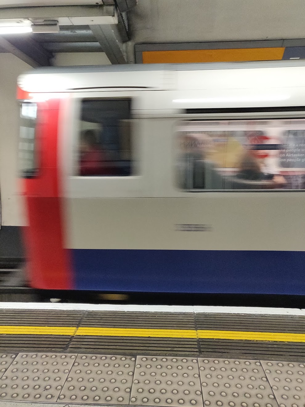 Tube